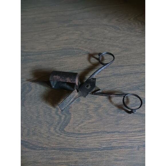 Antique Metal Candle Snuffer Wick Trimmer - Picture 2 of 5